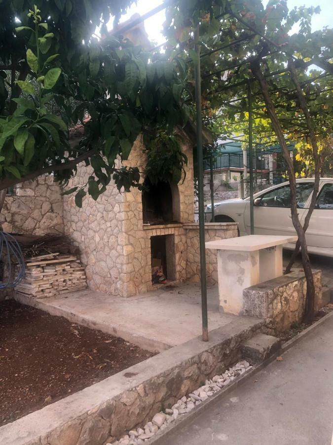 Apartman Dukic Okrug Gornji Ngoại thất bức ảnh